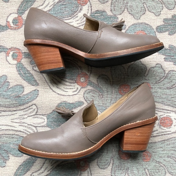 Poppy Barley Stacked Heel Loafer - Picture 4 of 15